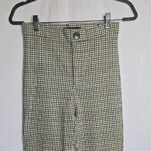 Zara Dark Green and Cream Checkered/Plaid Cropped Pants